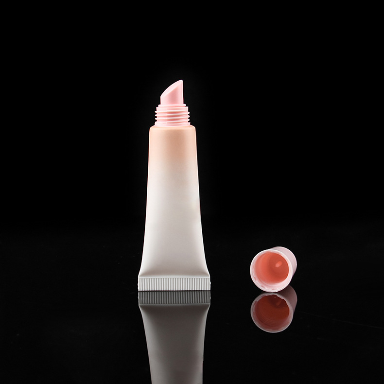 Highly Customized 5ml Custom Lip Balm Tube Containers Packaging Biodegradable Recycled Plastic Twist up for Other Cosmetic