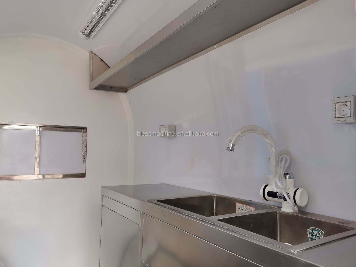 Convenient Snack Food Semi-Trailer 4 Wheels Food Truck for Your Food Business Needs