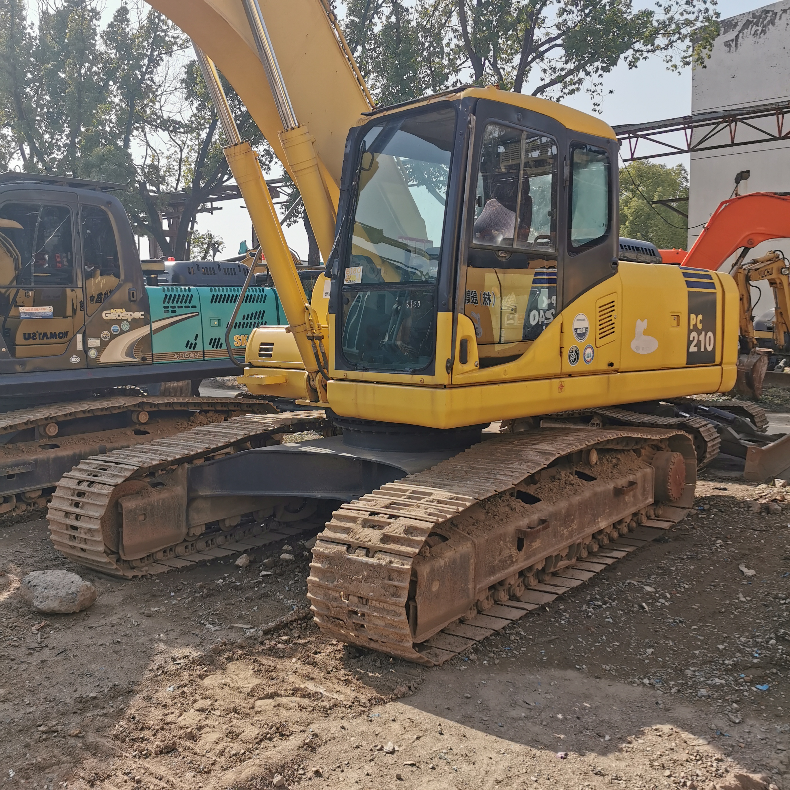 107KW Power Hydraulic Pump Used PC200 PC210 Kumatsu Excavator Machine for Construction