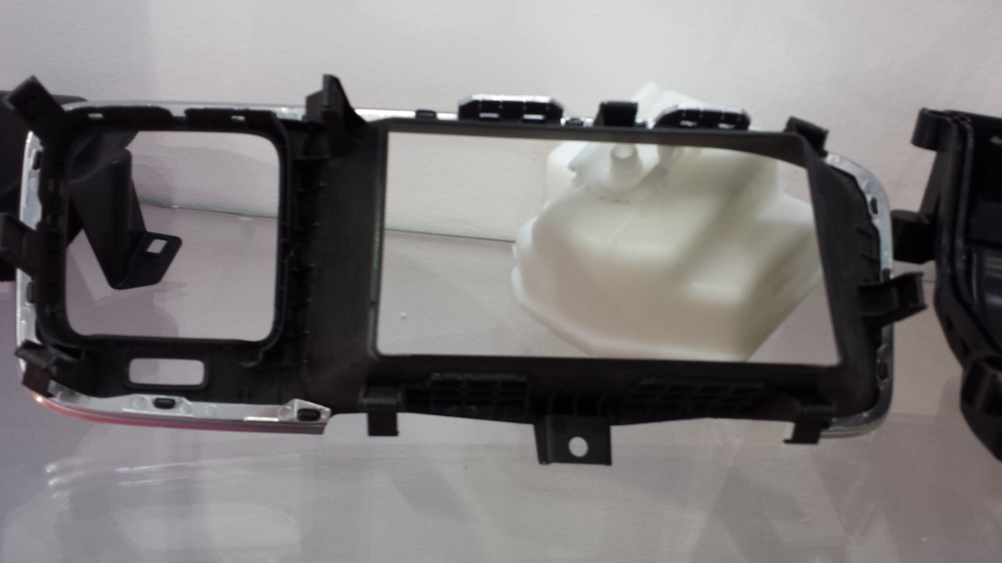 Packing Sensors Ultrasonic Spot Weld Machine for Headlight Cleaning Systems Side Markers Tow Bars