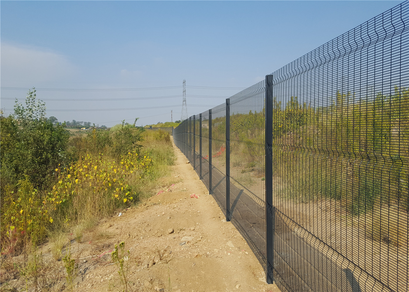 Welded 358 No Climb Security Fence , Galvanized Climb Proof Fence 4mm Mesh Highly Secure