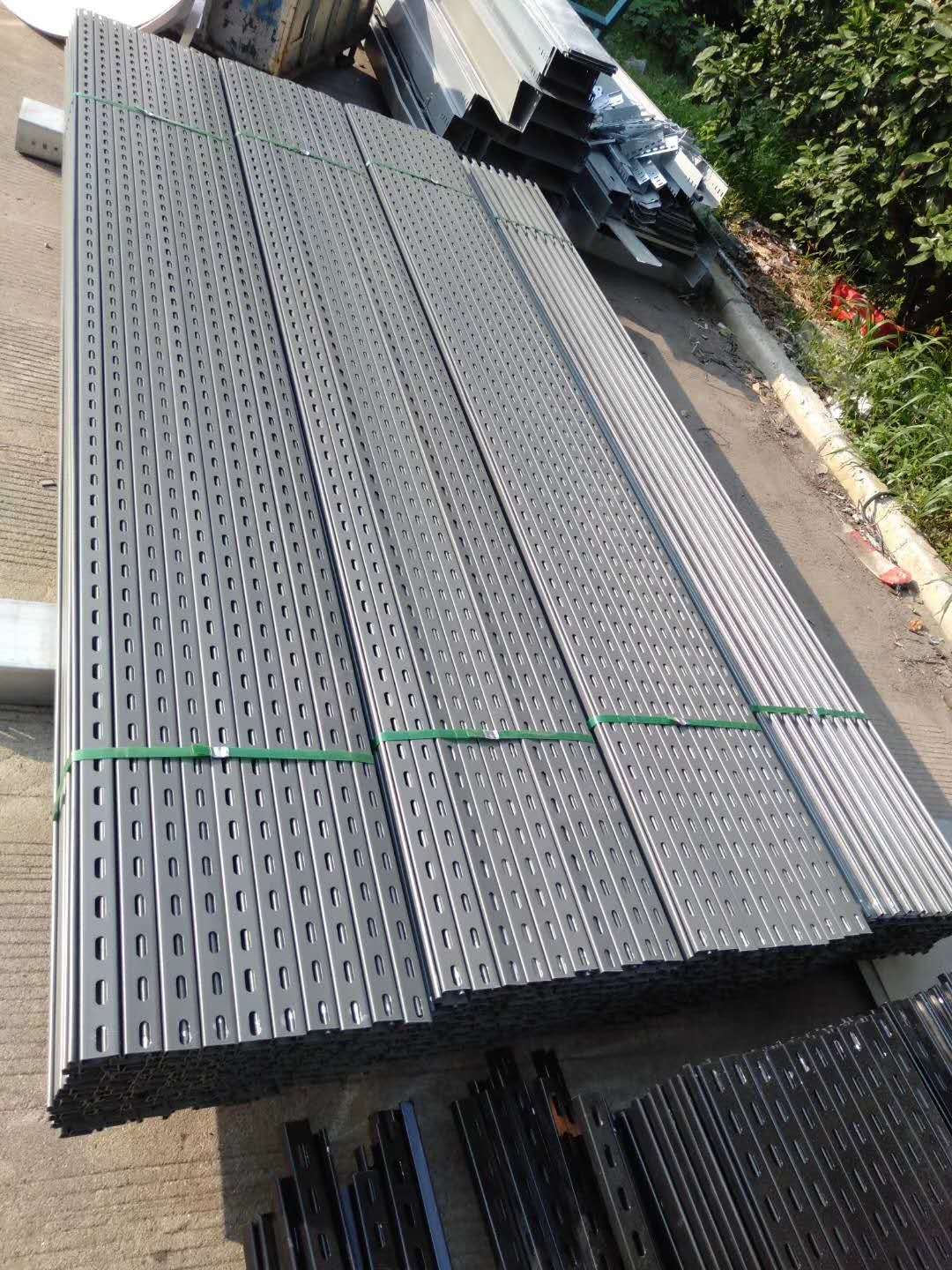 Galvanized Steel C U Type Solar Panel Bracket for Roof/Ground Solar Mounting System