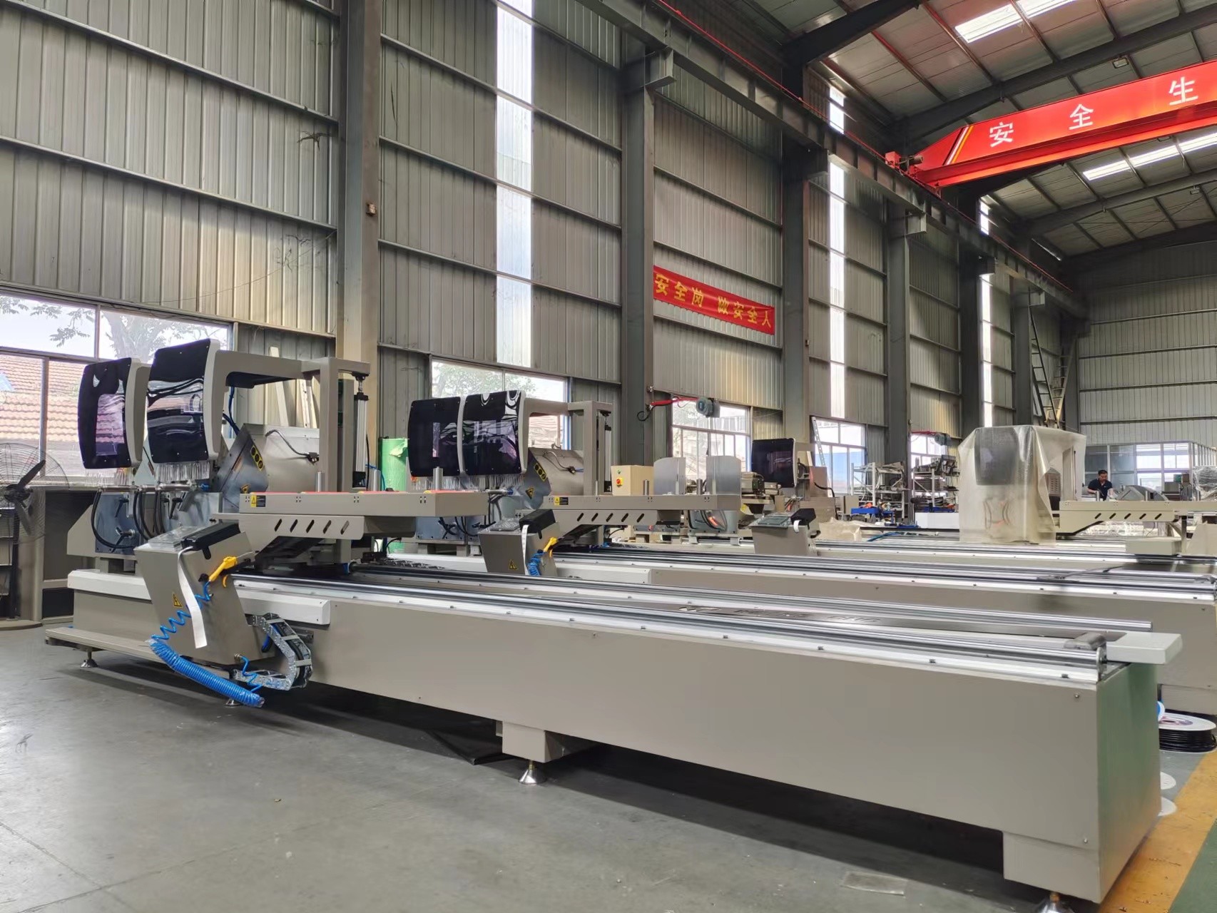 600mm Double Head Mitre Saw Machine Aluminum Profile Automatic Mitre Saw