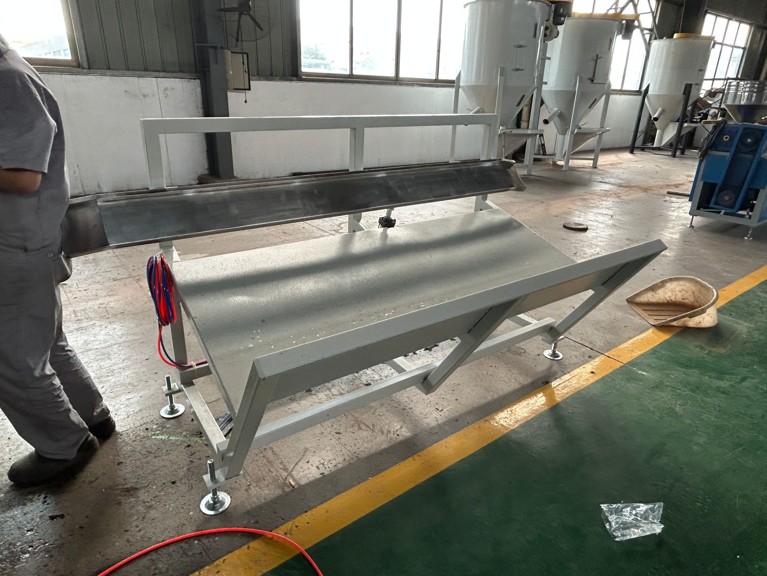 22kw Pvc Baseboard Profile Extrusion Line Twin Screw 8 Mters Long