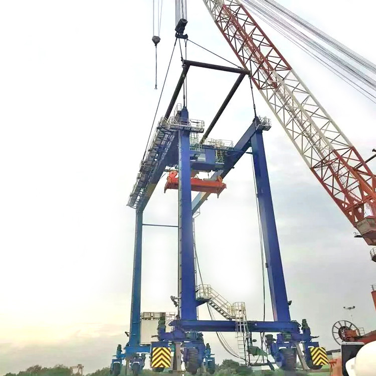  1-100 Ton Mobile Tyre Type Container Hoisting Crane For Sale Manufactures