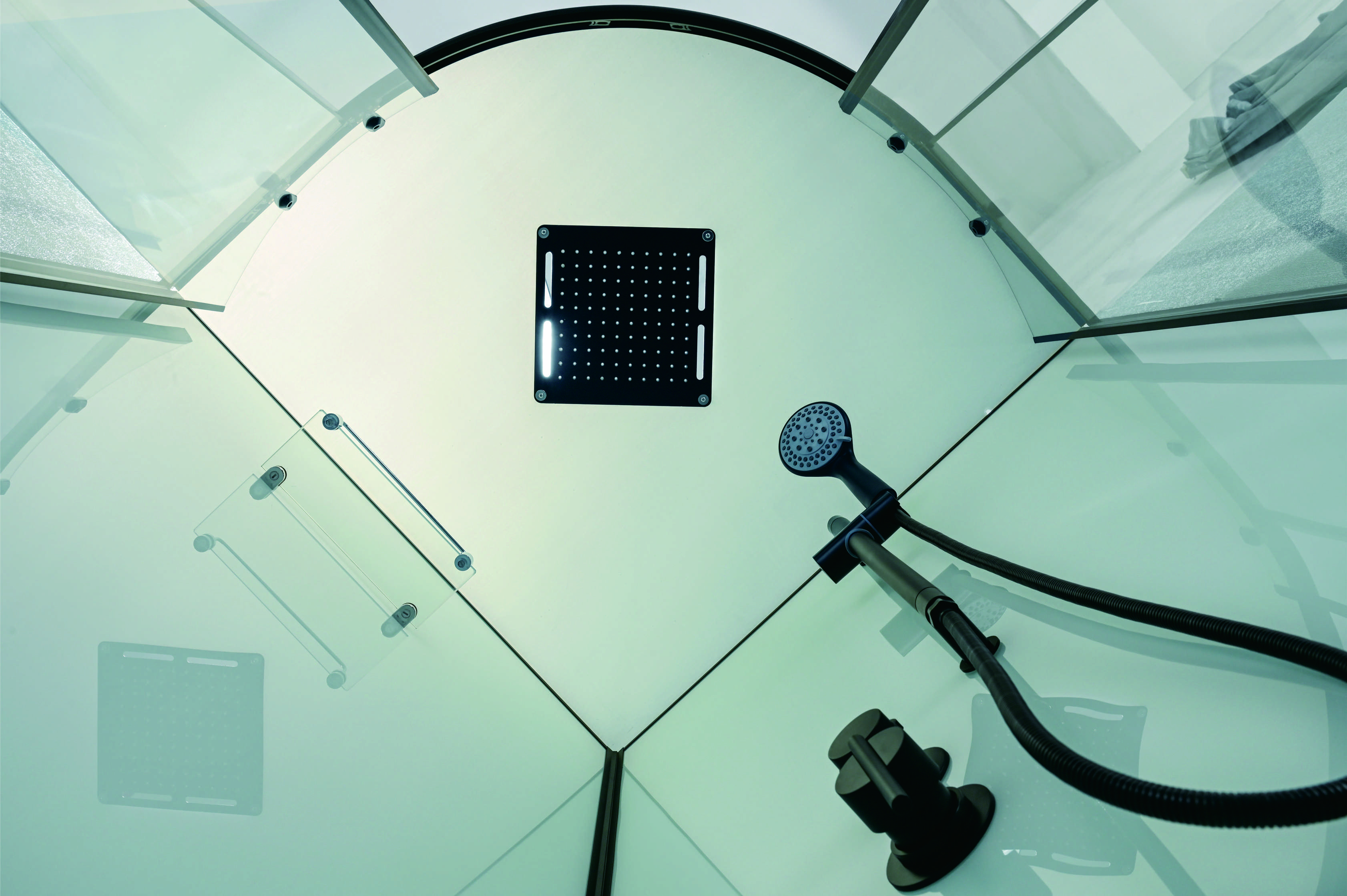 Luxrious Shower Room With Matt Black Profile And Tempered Glass For Mordern