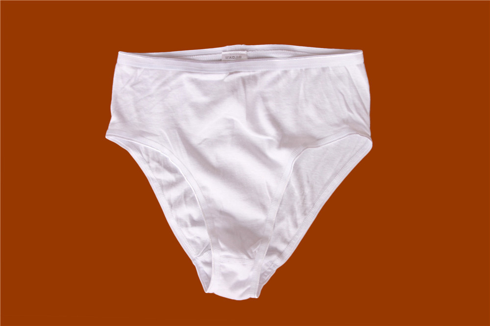 White Pure Cotton Ladies Briefs Breathable Womens Seamless Briefs