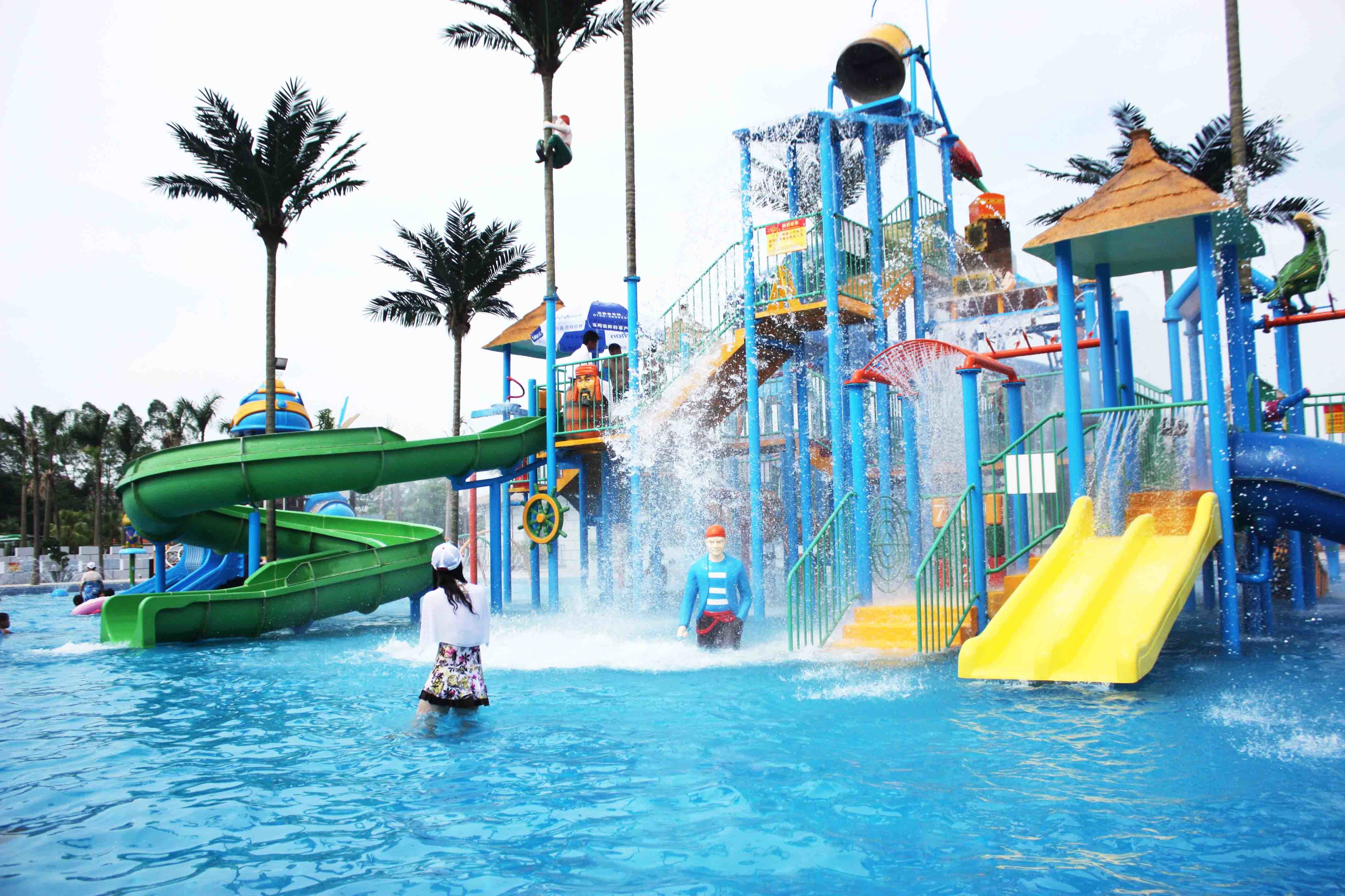 Fiberglass Aqua Playground Equipment Interactive Eco - Friendly for Water Park
