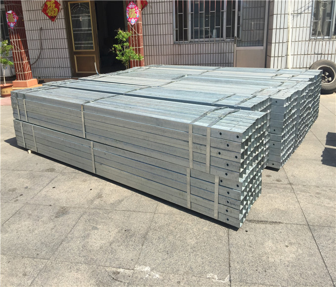 Q235 Material Decorative Sign Posts Residential Street Light Poles 6mm 8mm Helix Thickness
