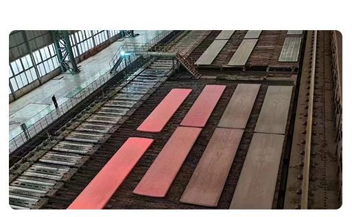 900-1000mm Width Large Stock Low Price A570 Grade Black Iron Roll Hot Rolled Mild Ms Carbon Steel Coil