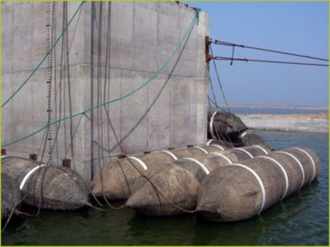 High Bearing Capacity Marine Rubber Airbag Ship Launching Salvage Inflatable