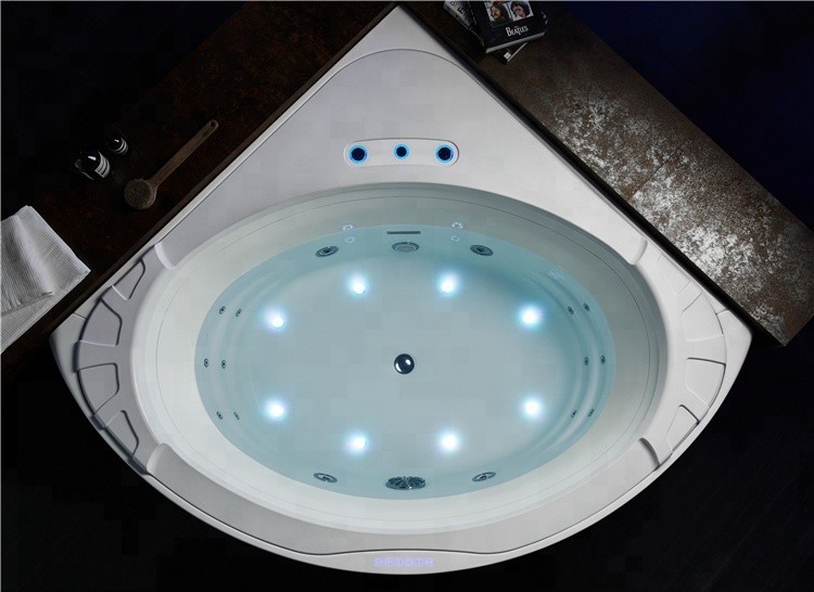 Double Whirlpool Freestanding Soaking Bathtub Color Round Shape