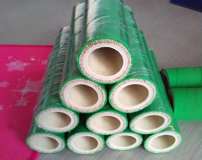 UHMW Chemical Resistant Vacuum Hose 1/2 XLPE Hose Chemical Compatibility