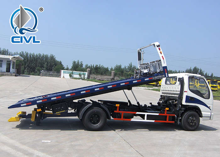 Obstacle Flatbed 5T Heavy Duty Tow Trucks / SINOTRUK HOWO Wrecker Tow Truck Euro II/III Engine