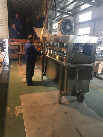 304 Stainless Steel Chicken Slaughter Equipment with 380V Voltage and Easy Maintenance