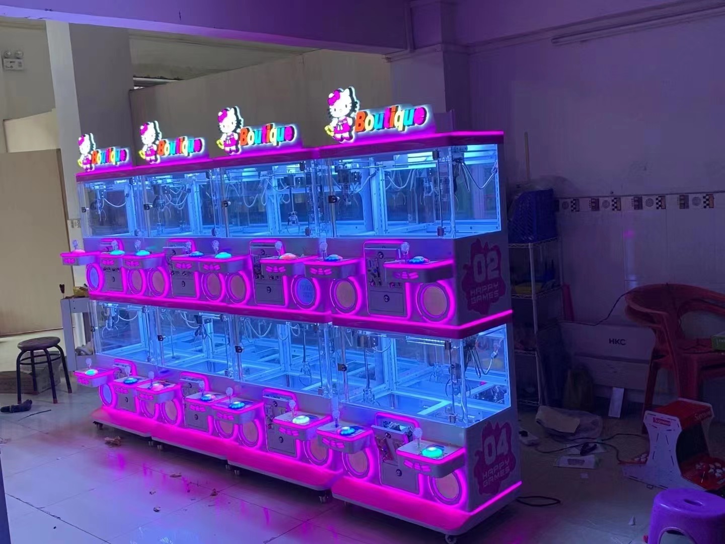 Playfun New Lightful Happy House 4 Players Good Show Boutique Doll Machine Coin Catch Toy Crane Game Machines
