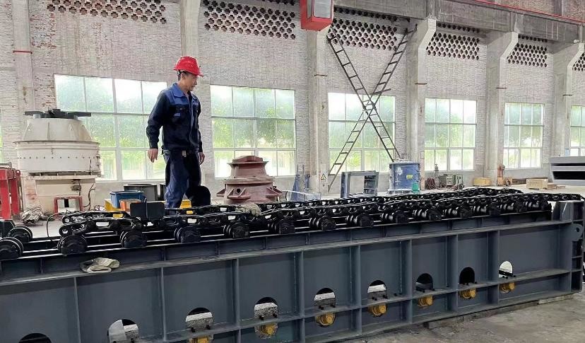 Large Throughput Apron Plate Feeder 650mm Feed Side Length Simple Package