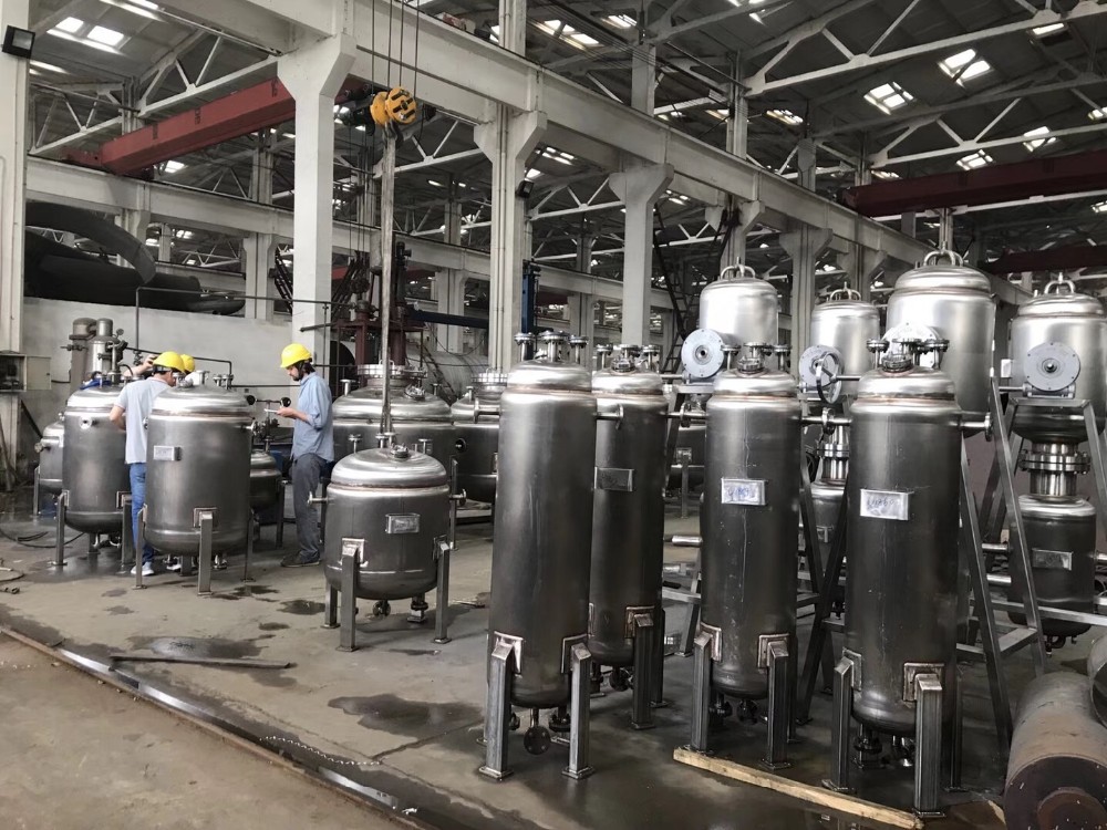 Industrial Stainless Steel Distillation Column / Refinery Distillation Tower
