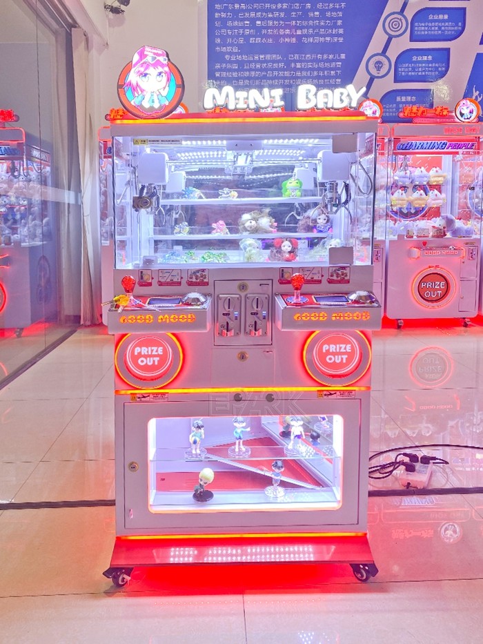 Coin Operated Mini Baby 2 People Hot Popular Arcade Game Claw Machine