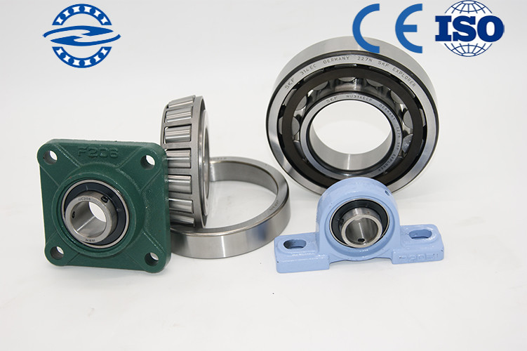 GCR15 Chrome Steel Deep Groove Ball Bearing 6205 Weight 0.125kg size20*47MM