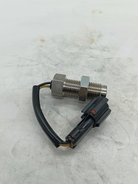 Engine Excavator Electrical Parts Speed Sensor Switch MC849577 MC845235 479748