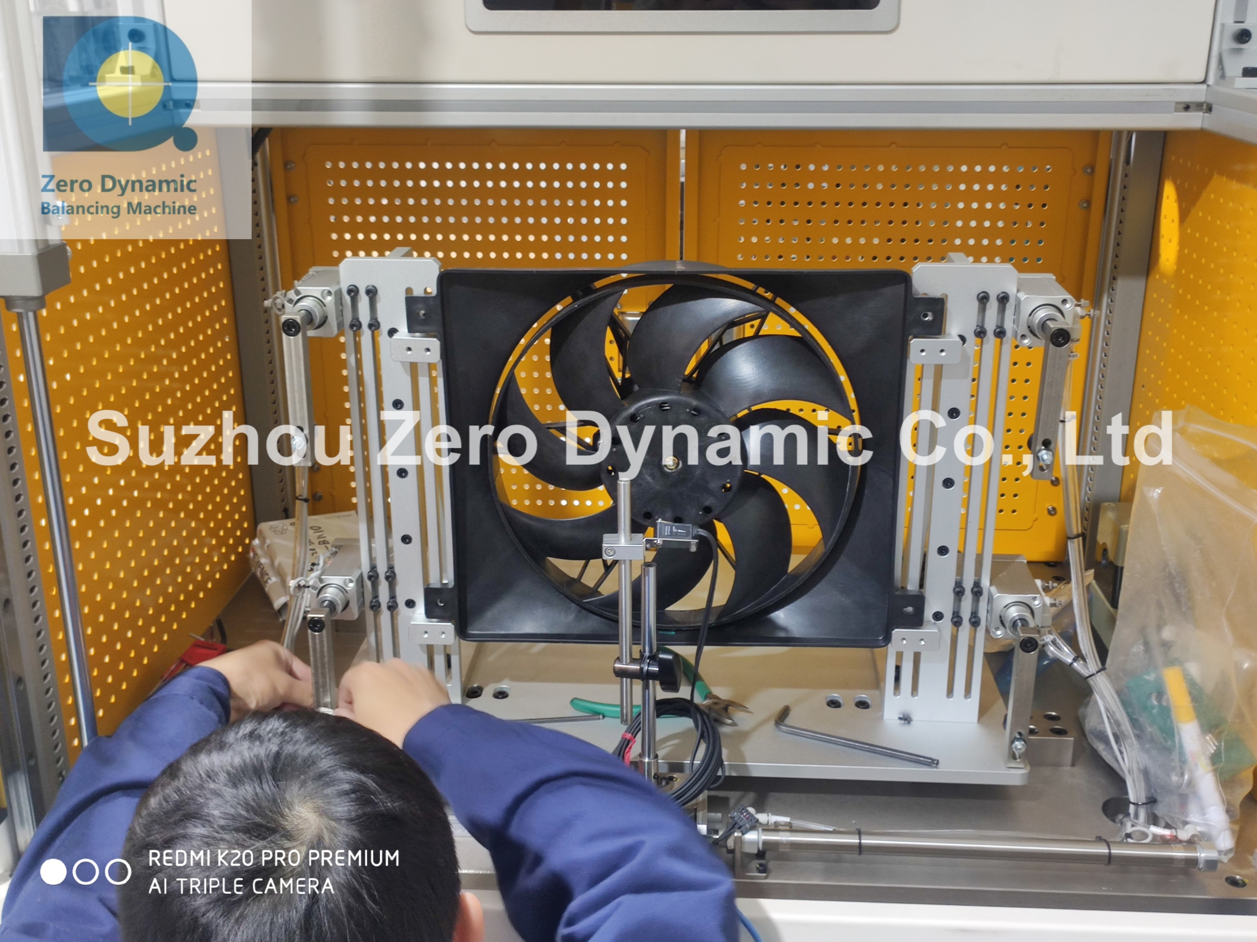 Automobile Radiator Fan Balancing Machine , Car Engine Cooling Fan Balancer