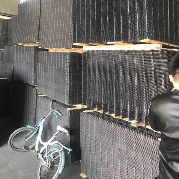 Electric Welded Wire Mesh Fence Panels Corrosion Resistance Powder Coating