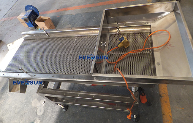 1 - 5 Layers Linear Vibrating Sieve Screen With Double Vibration Motor For Screening