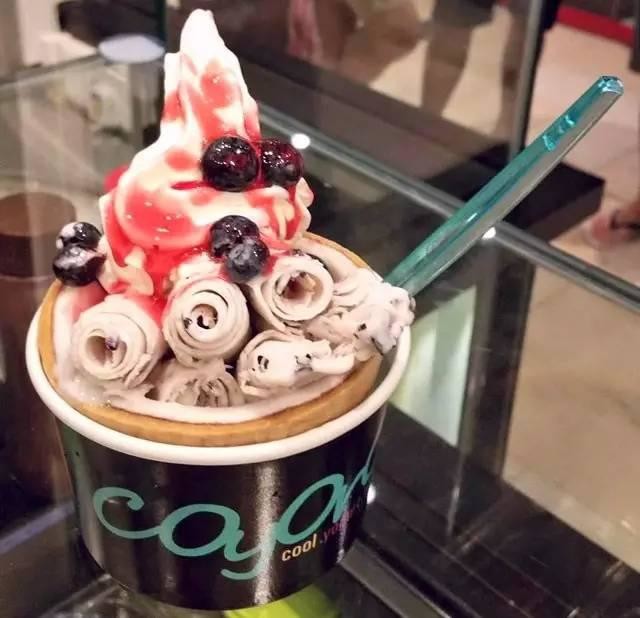 Single Flat Pan Fried Ice Cream Roll Machine With Optional Container