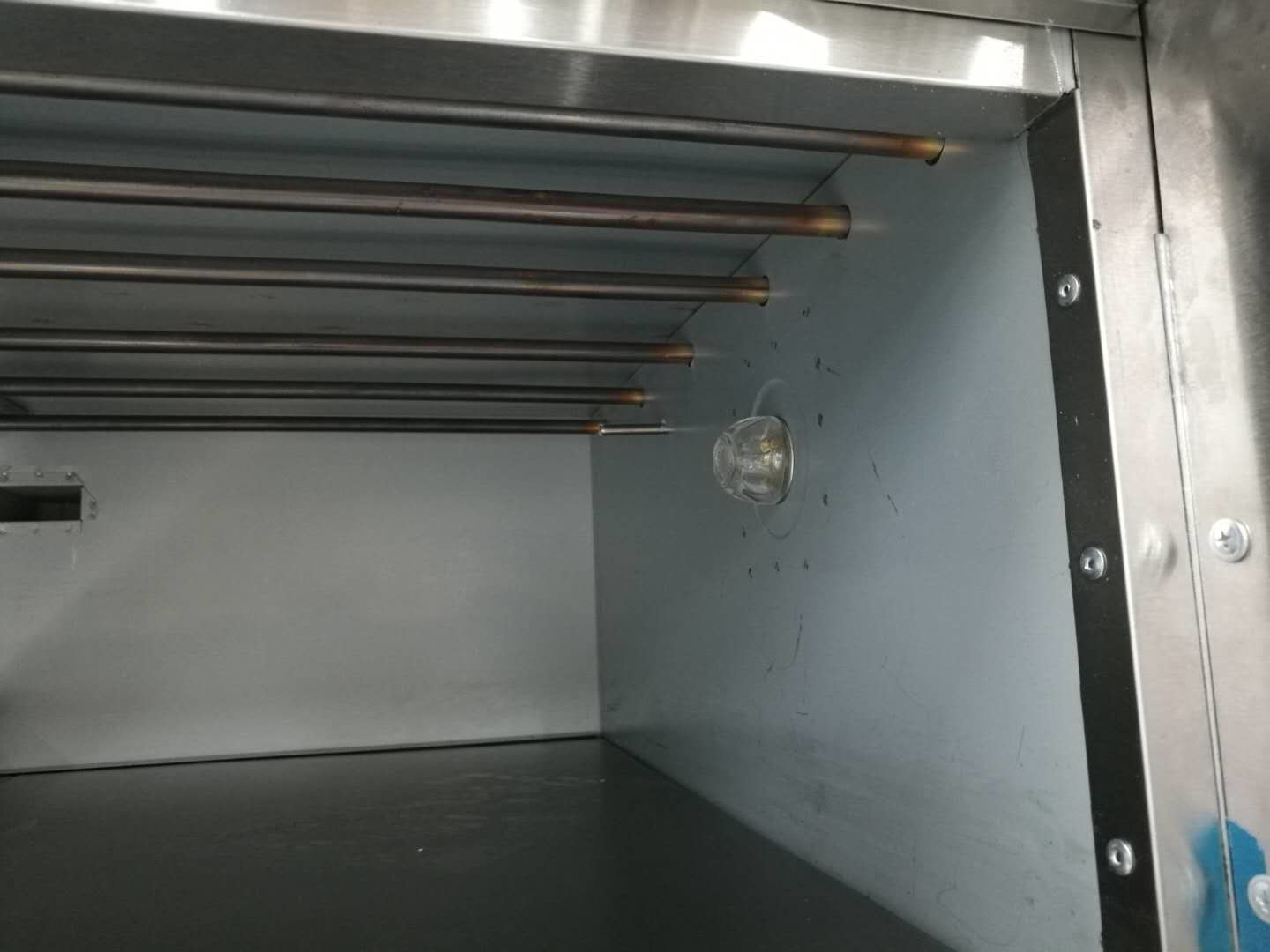 Large Capacity Electric Deck Oven Comes With Stainless Steel Exterior Chamber