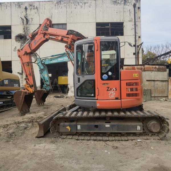 Used Hitachi ZX75UR Mini Crawler Excavator with in Good Condition in Original