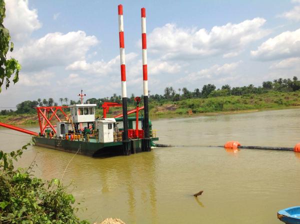 Iron plate 20inch Discharge Port,20m Digging Depth,22m Length,1000Kw River