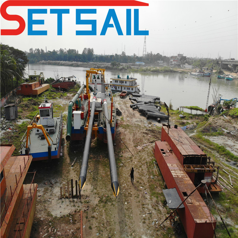 Siemens PLC Cutter Suction Sand Dredging Machine with Anchor Boom