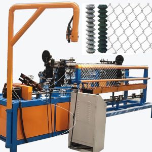 Automatic diamond wire mesh chain link fence making machine