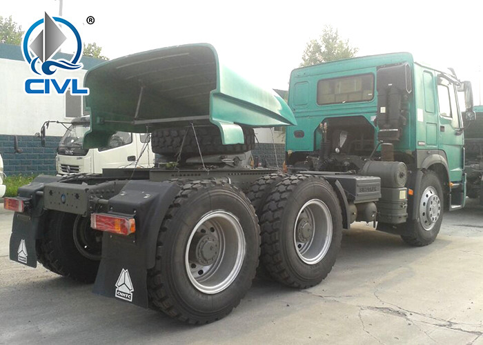 Euro II / Euro III Sinotruk 6 X 4 Tractor Truck Emission Standard Zz4257s3246v Understated Luxury