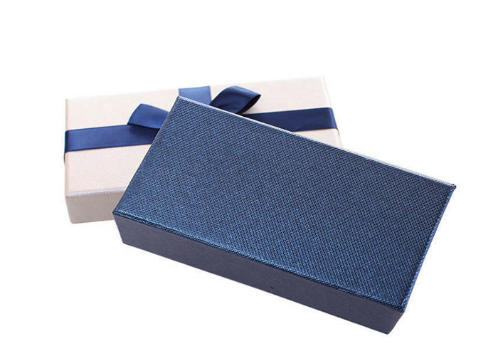 Perfume Luxury Gift Packaging Boxes Recyclable Paper Material Rectangular Shape