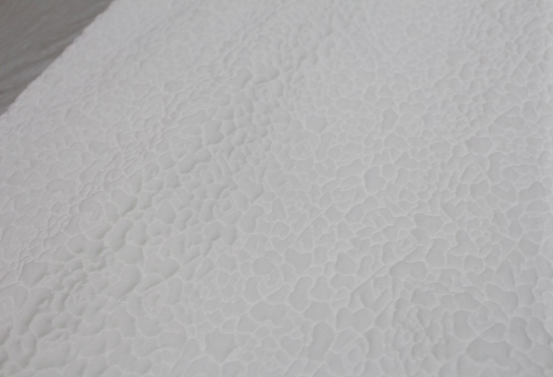 Satin Polyester 160gsm Woven Mattress Fabric Wrinkle Proof With Bubble Pattern