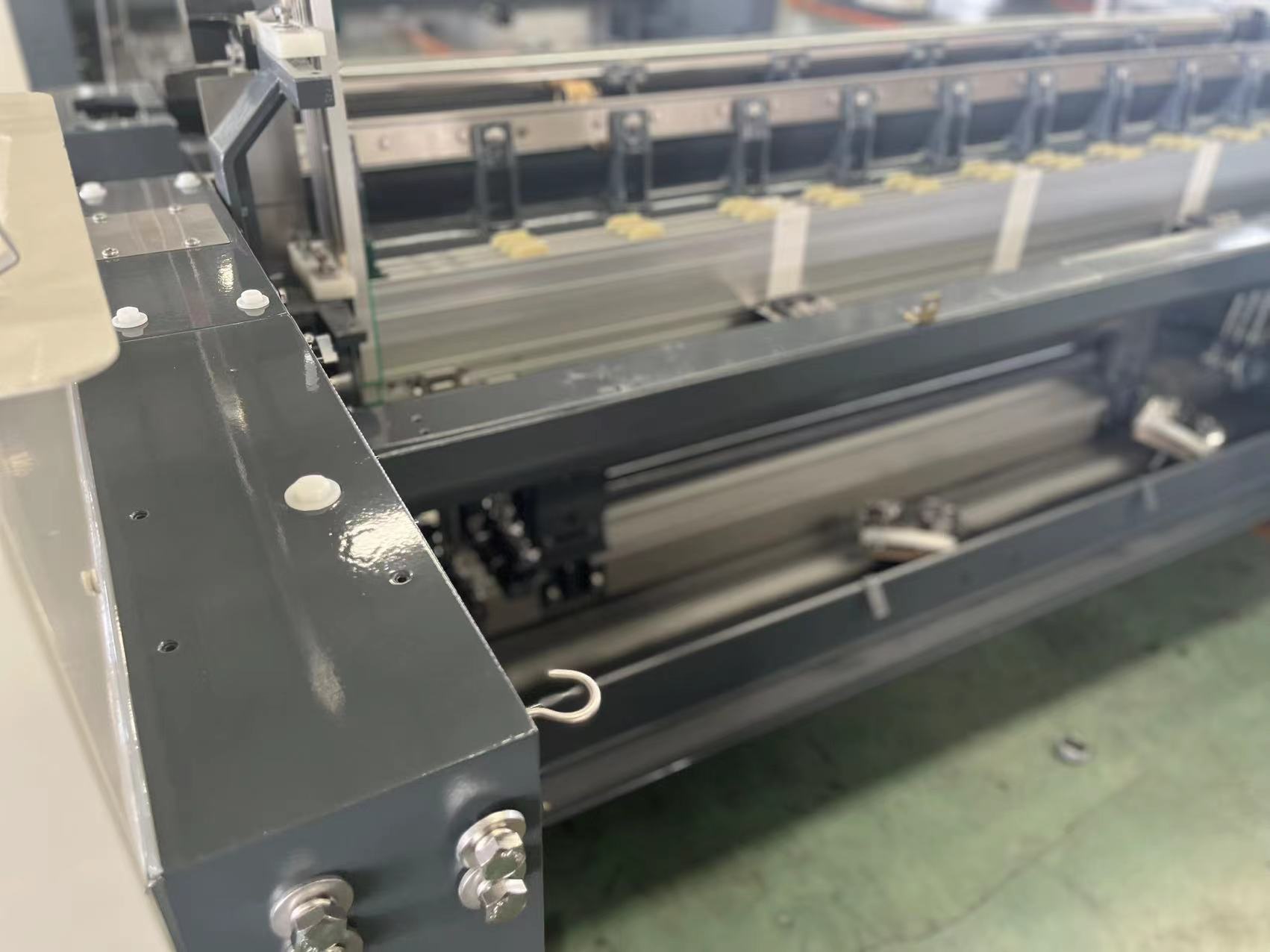 Mechanical Electronic Weaving Loom Machine Textile 1000 RPM Water Jet Loom