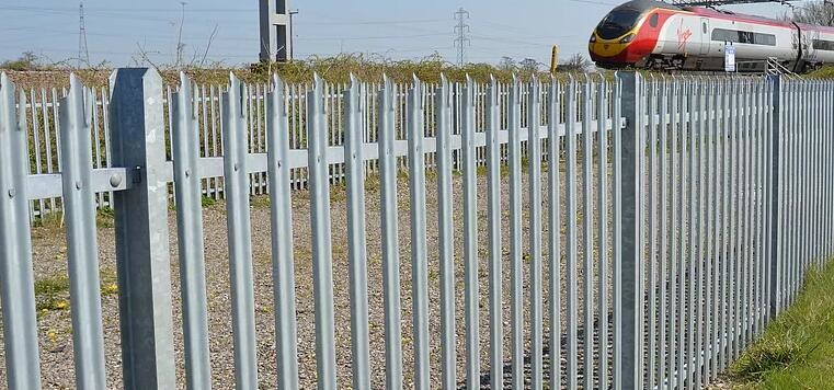 Notched 6ft Steel Palisade Fencing Galvanized With W Section