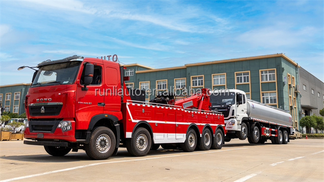 China Sinotruk Howo Flatbed Truck Tow Truck Tilt Tray Towing Joint 40 Tons Rotator Tow Truck