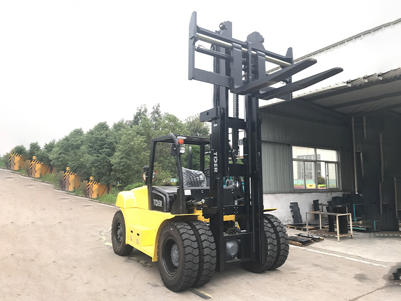 ISUZU 6BG1-QC02 Engine 10T Diesel Forklift Truck Heavy Duty Forklift