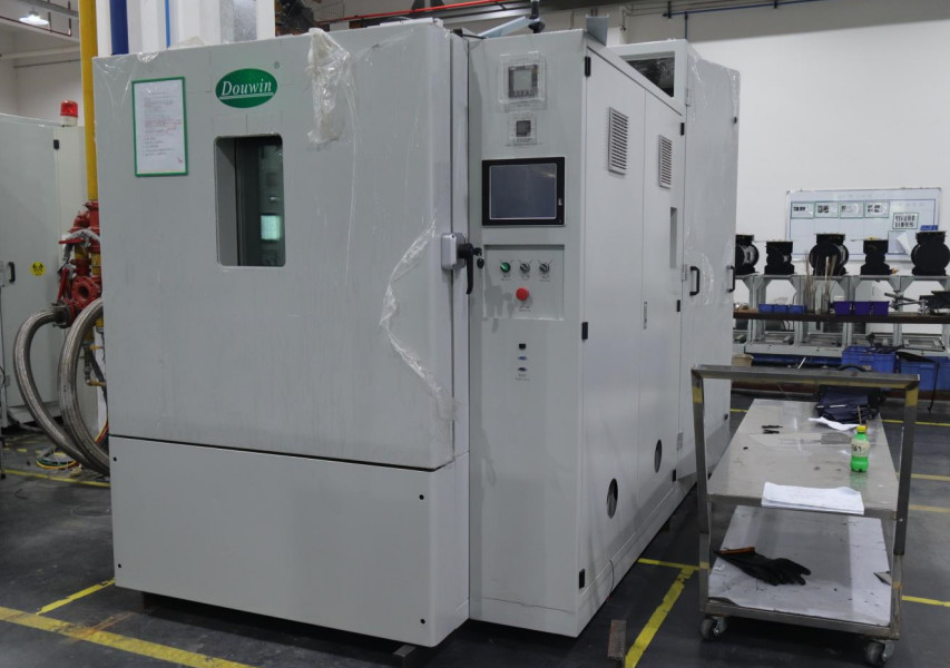 LCD Benchtop Thermal Cycling Chamber , Rapid Temperature Test Chamber