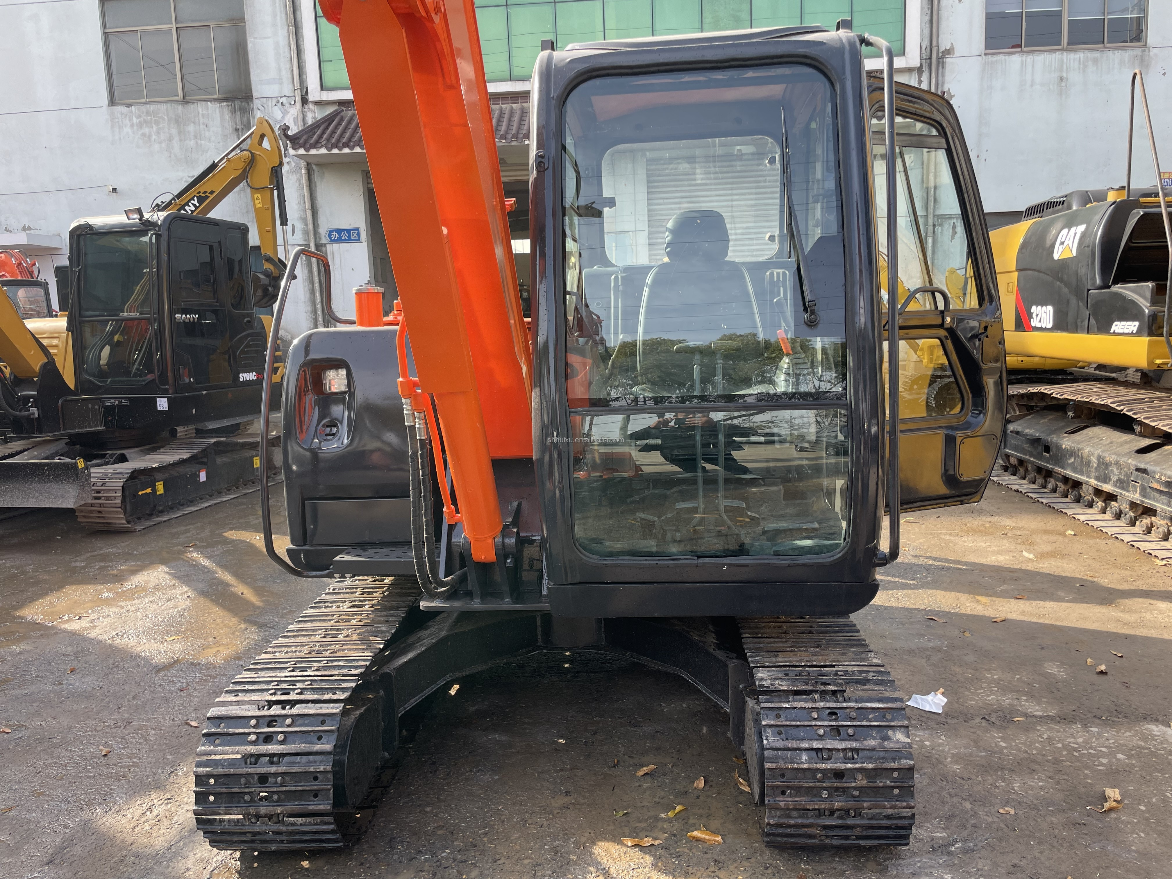 90%NEW Used Excavator hitachi ZX60 mini excavator 6ton second hand excavator in japan