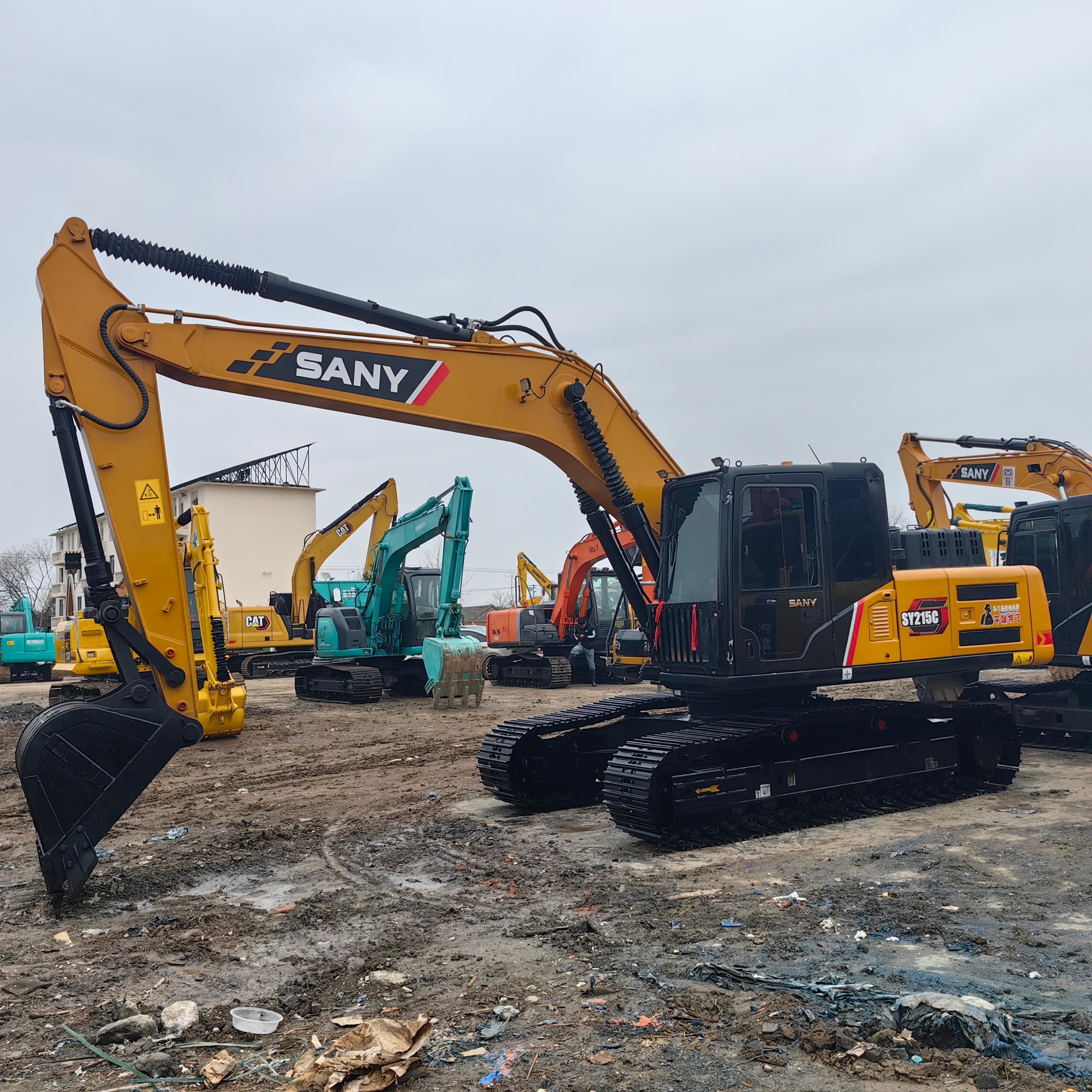 Original Sany SY215C Used Crawler Excavator 21 Ton Secondhand Backhoe Digger