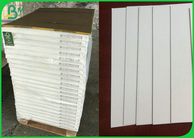 Glossy 1.5MM White Cardboard For Clothing Industry Painting Board