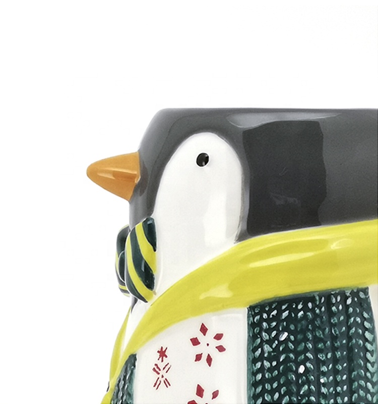 3D Animal Penguin Shaped Ceramic Milk Mugs Porcelain Christmas Gift With Handpainting