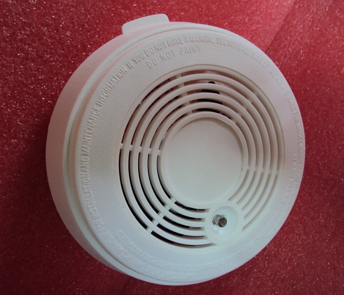 Wireless standalone CO (carbon monoxide) gas and smoke combined detector