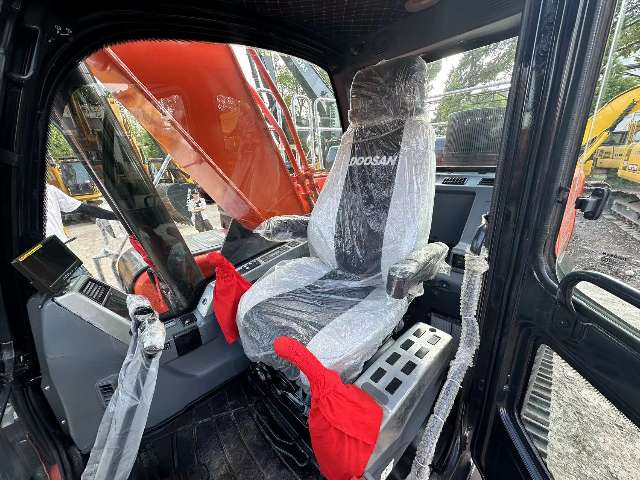 Doosan DX300LC Excavatorr Cab