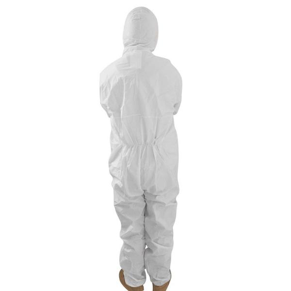 Disposable Non Woven Isolation Gown Excellent Tensile No Particle Release