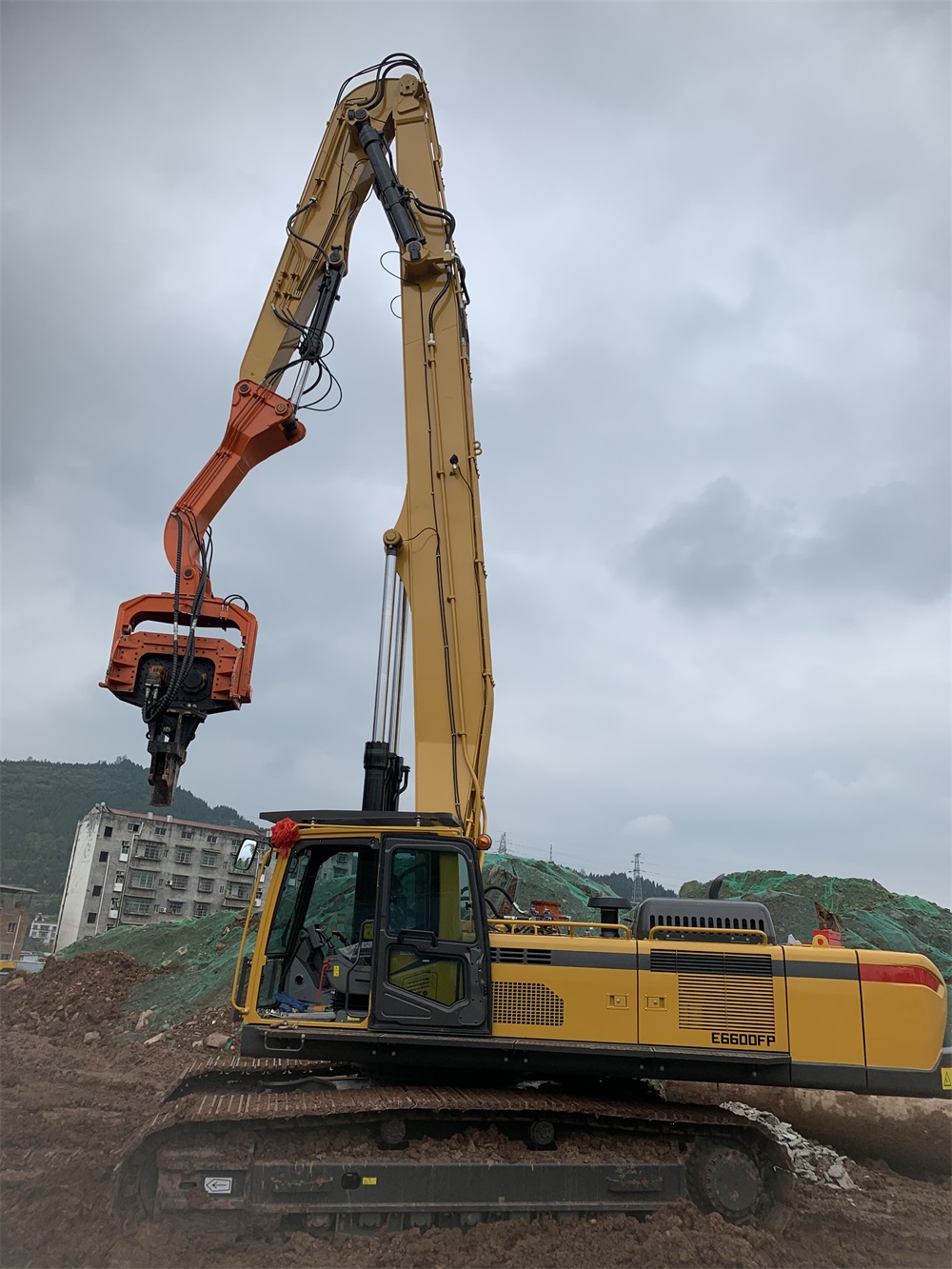 Wear Resistant SK380 Excavator Pile Driver Arm And Long Boom Q345B Q355B Material